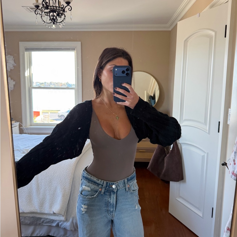 Black Women's Shrug